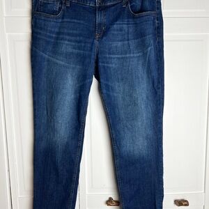 Old Navy Blue Relaxed Boyfriend Jeans with Lived-In Look size 16